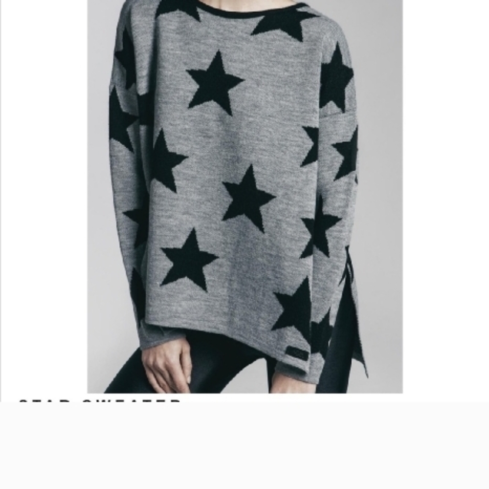 AGGEL Knitwear Crew Neck Sweater Size Small
